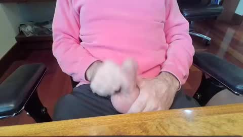 Snapshot of bluespycy chatting on January 2025 08:52:02 PM bluespycy online show from January 2025 08:52:02 PM