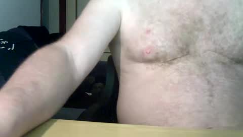 Snapshot of blundernew chatting on January 2025 08:00:01 AM blundernew online show from January 2025 08:00:01 AM