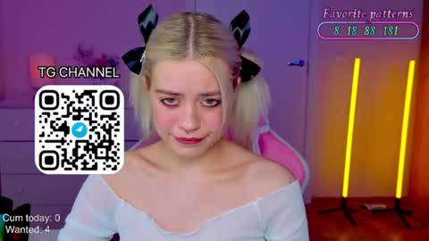 Snapshot of blush_im_crush chatting on June 2026 02:21:02 PM Wendy online show from June 2026 02:21:02 PM