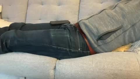 Snapshot of bmclovin_7 chatting on January 2025 10:30:02 PM bmclovin_7 online show from January 2025 10:30:02 PM