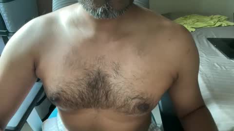 Snapshot of bmporn87 chatting on February 2025 12:05:02 PM Horny Ben online show from February 2025 12:05:02 PM