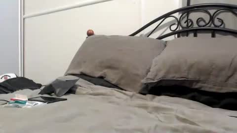 bob online show from April 2026 09:23:01 PM