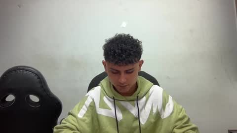 Bob  INDEPENDENT MODEL online show from December 2024 12:27:01 AM