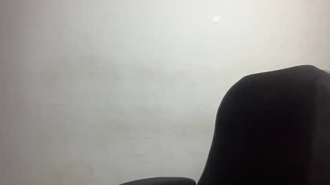 Bob  INDEPENDENT MODEL online show from December 2024 12:11:01 AM