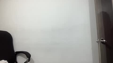 Bob  INDEPENDENT MODEL online show from March 2025 11:38:02 PM