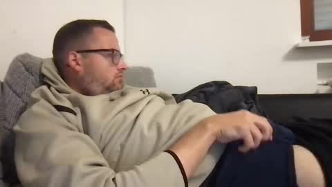 bobbele94 online show from September 2025 06:22:02 PM