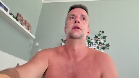 Snapshot of bobberman78 chatting on July 2026 08:18:01 AM Dan online show from July 2026 08:18:01 AM