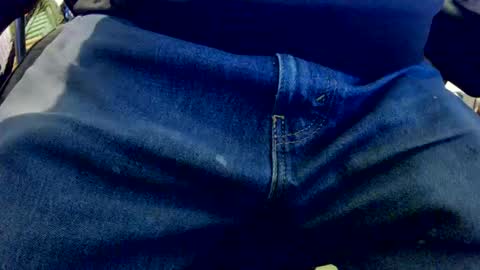 Snapshot of bobbie420_ chatting on October 2025 01:27:01 AM bobbie420_ online show from October 2025 01:27:01 AM