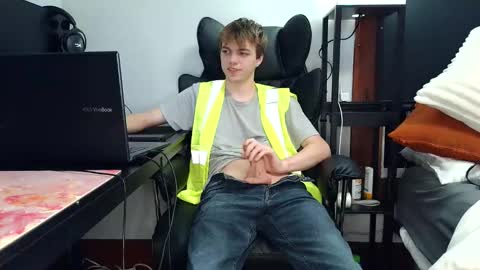 bobby72738 online show from October 2025 03:50:02 AM