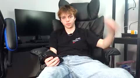 bobby72738 online show from November 2025 04:55:01 AM