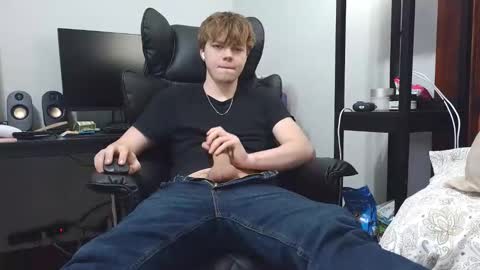 bobby72738 online show from April 2026 04:34:01 AM