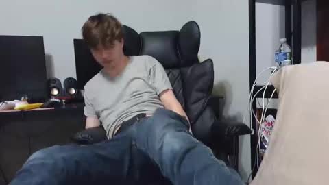 bobby72738 online show from April 2026 05:52:01 AM