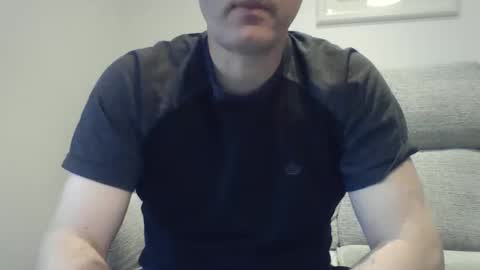 bobby_113 online show from February 2025 02:21:01 PM