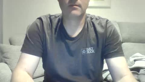 bobby_113 online show from September 2025 11:49:02 PM