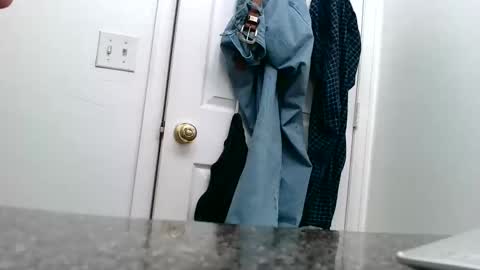 boblong1111 online show from February 2026 08:21:01 PM