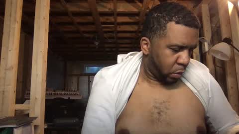 Bogarcon234 online show from October 2025 07:12:02 PM