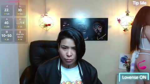 Paris online show from December 2025 03:23:01 AM