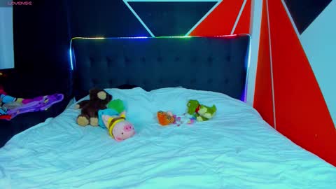 BON BON online show from October 2025 11:48:02 PM