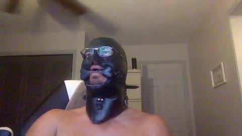 Snapshot of bondageguy12 chatting on January 2025 11:27:01 AM Bondage lover online show from January 2025 11:27:01 AM