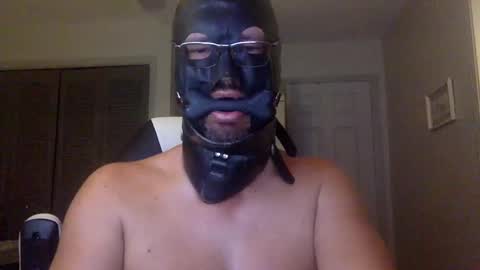 Snapshot of bondageguy12 chatting on January 2025 04:52:01 AM Bondage lover online show from January 2025 04:52:01 AM