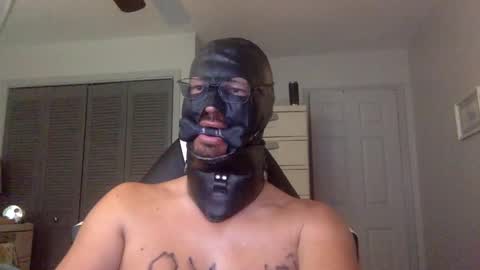 Snapshot of bondageguy12 chatting on January 2025 03:48:01 PM Bondage lover online show from January 2025 03:48:01 PM