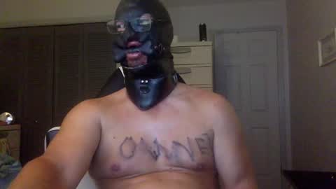 Snapshot of bondageguy12 chatting on January 2025 09:53:01 PM Bondage lover online show from January 2025 09:53:01 PM