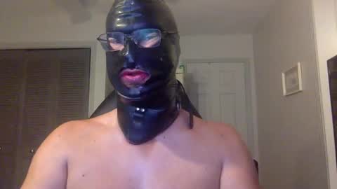 Snapshot of bondageguy12 chatting on January 2025 03:09:01 AM Bondage lover online show from January 2025 03:09:01 AM