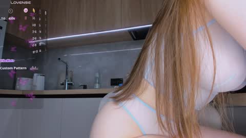 Olly online show from December 2024 09:45:02 AM