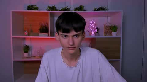 bondi_vv online show from October 2025 07:08:01 PM