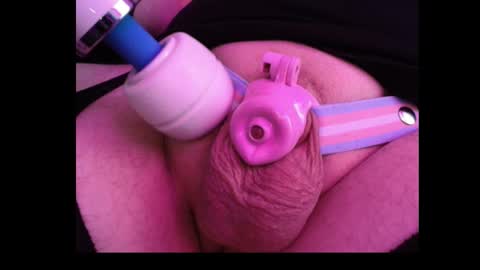 Snapshot of bonerboy765 chatting on January 2026 10:24:02 PM Grizz online show from January 2026 10:24:02 PM