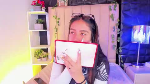 bonnali_lune online show from February 2026 07:50:02 PM