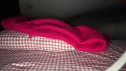 BonnettBonett   I cam from 4pm- 12am central time Costa Rica online show from December 2025 01:22:01 AM