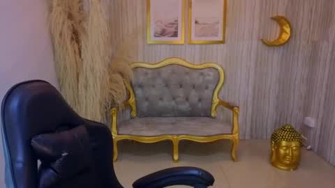 Bonnie  online show from May 2026 12:33:02 PM