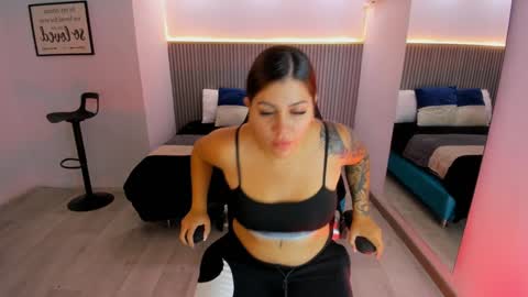 Bonnie  online show from February 2025 11:05:02 AM