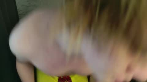 Jessy  Mark online show from April 2026 05:19:01 AM