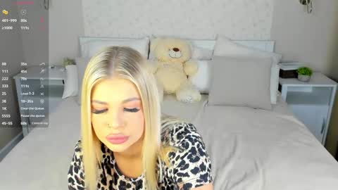 Snapshot of bonnie_riley chatting on May 2026 01:41:02 PM Stella online show from May 2026 01:41:02 PM