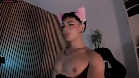 Bonny Shine online show from October 2025 05:19:02 PM