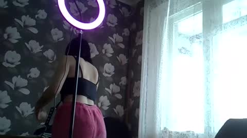 Snapshot of bony_may4 chatting on December 2024 08:06:02 AM bony_may4 online show from December 2024 08:06:02 AM