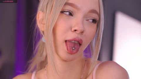 Alina online show from February 2026 07:47:02 AM