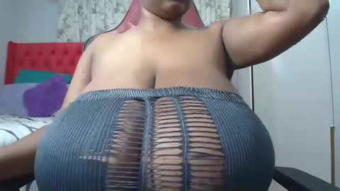 Snapshot of boobygoddessxxx chatting on November 2025 06:31:02 PM boobygoddessxxx online show from November 2025 06:31:02 PM