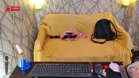 Snapshot of boobyianax chatting on April 2026 04:46:01 AM BoobyIANAx online show from April 2026 04:46:01 AM