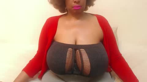 boobyqueen online show from February 2025 05:21:02 PM