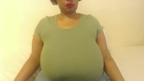 boobyqueen online show from September 2025 05:20:02 AM