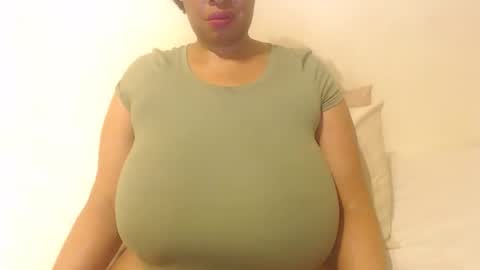 boobyqueen online show from October 2025 04:02:01 PM