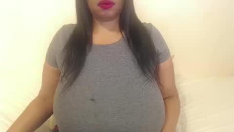 boobyqueen online show from October 2025 05:08:02 AM