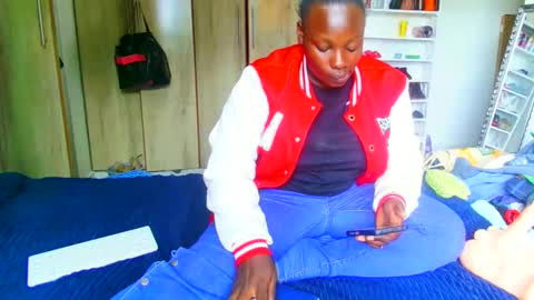 Snapshot of bootylicious_1_ chatting on January 2025 10:50:01 AM vee online show from January 2025 10:50:01 AM