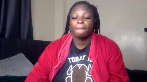 Snapshot of bootylicious_1_ chatting on February 2026 12:56:02 PM vee online show from February 2026 12:56:02 PM