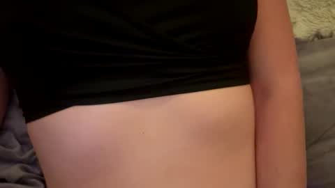 boredsoccermom8 online show from November 2025 11:47:02 AM