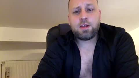 hugo online show from May 2026 03:04:02 AM