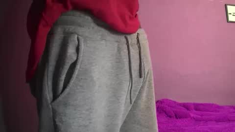 boss_playa98 online show from March 2026 06:47:02 PM